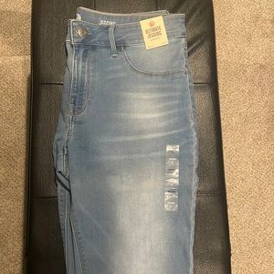 Low rise jeggings. Superstretch